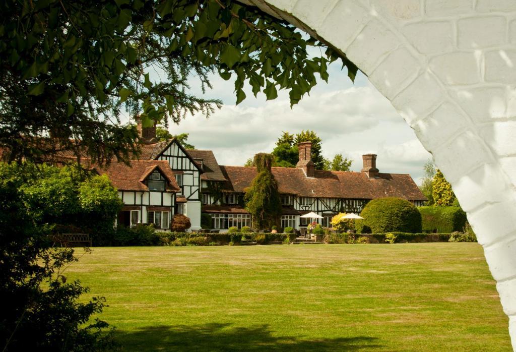Ghyll Manor Country Hotel Horsham Exteriér fotografie